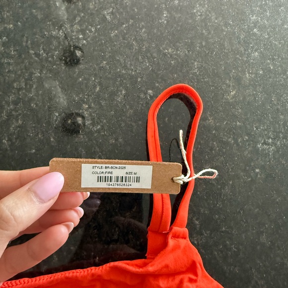 SKIMS Fits Everybody bralette in Medium Color Fire - Picture 2 of 2